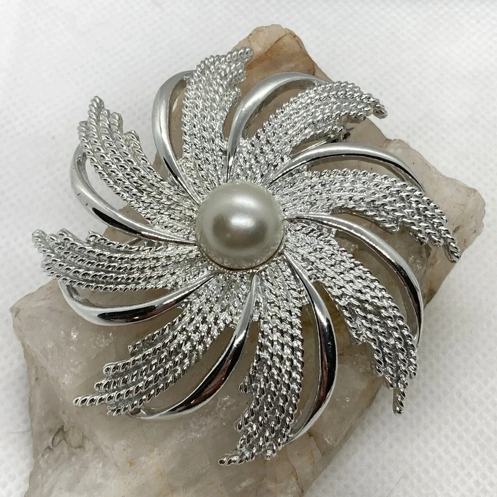 Vintage Lot of 3 Silver Tone Pin Brooch Clear Rhinestone Sarah‎ Coventry Flower